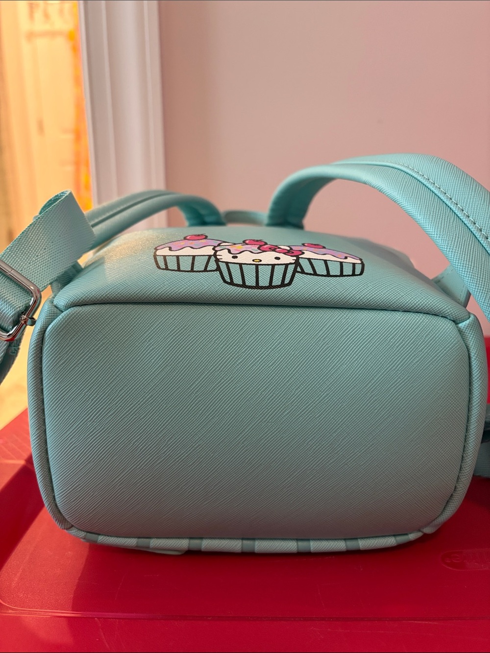 Loungefly Sanrio Hello Kitty figural cupcake 🧁 mini backpack - Picture 8 of 11